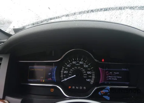 2013 Lincoln Mks z USA, uszkodzony, nr VIN 1LNHL9DKXDG607736